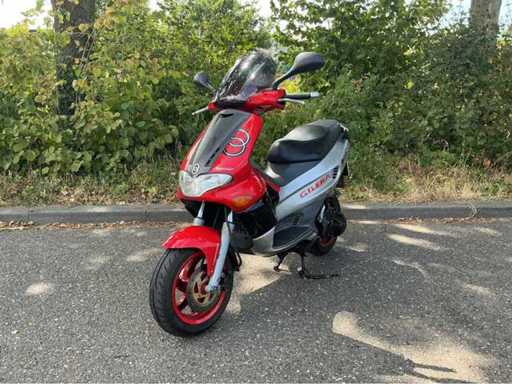 Gilera - 1998 - Scuter - Runner 180 FXR - Mașină