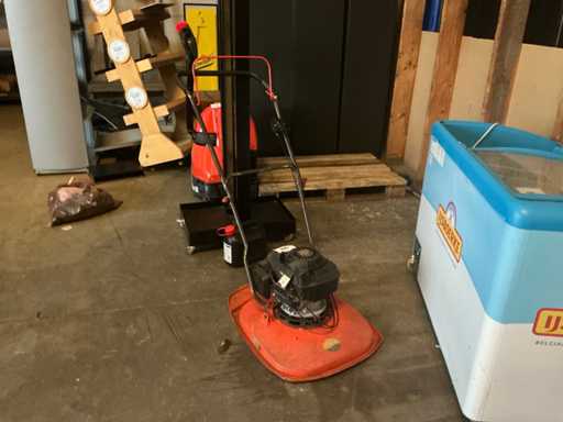 Tondeuse à vol flottant FLYMO CL500