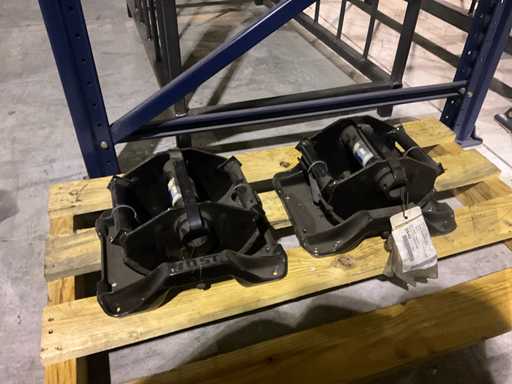 JOST voetsteunen voor opleggers (2x)