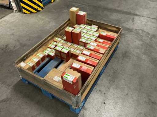 Large batch of stainless steel Würth Fasteners