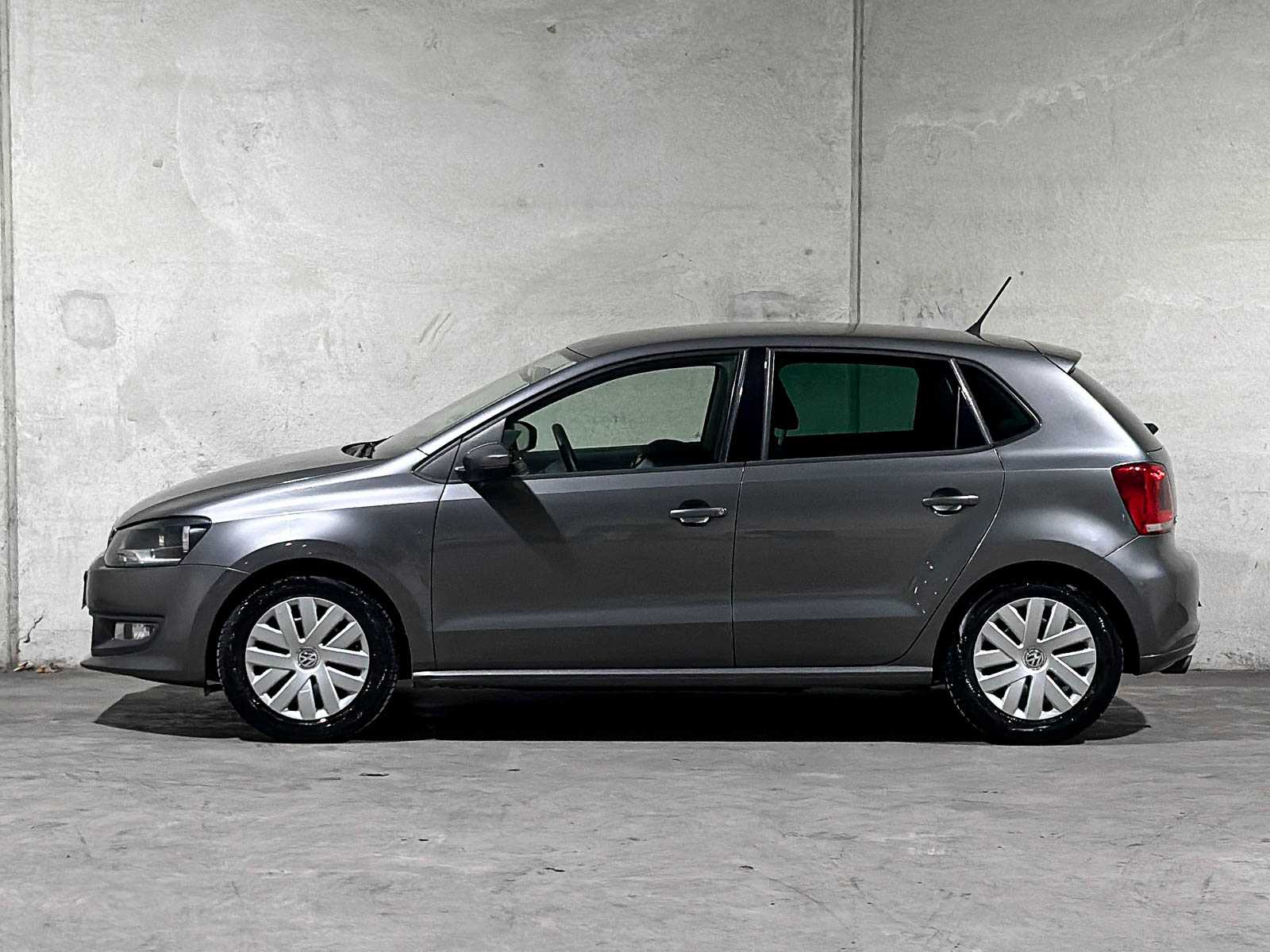 Volkswagen Polo 1.2 TSI BlueMotion Comfort Edition 89pk 2012, 70-XJJ-8