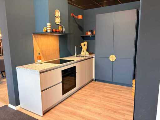 Schuller - Showroomkeuken met AEG/Juno apparatuur