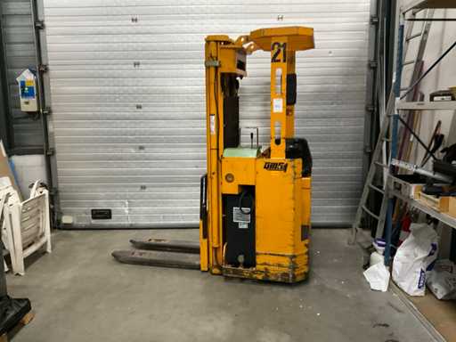 1998 OMG 813US Camion retractabil