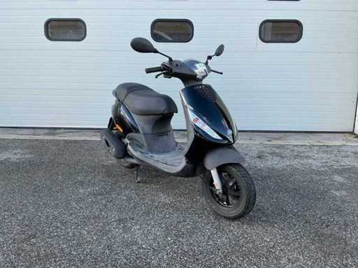 Piaggio Zip 50 4 temps CD2 scooter cyclomoteur 2021
