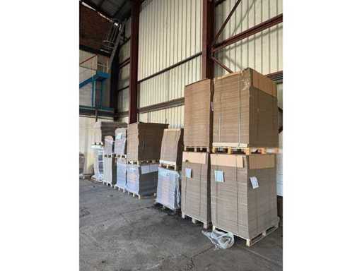 SIN PRECIO DE RESERVA - 4500 cajas / divisor - 15 paletes