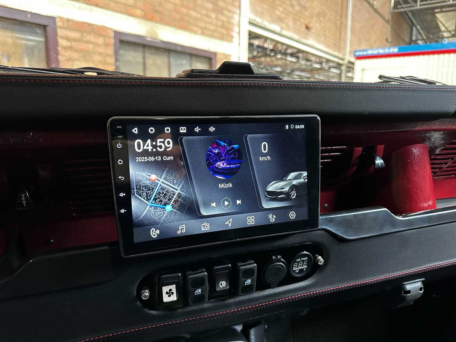 Land Rover Defender 90 V8 LS3-Motor 430pk 1996