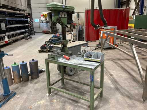 Bimak 18CA Kolomboormachine