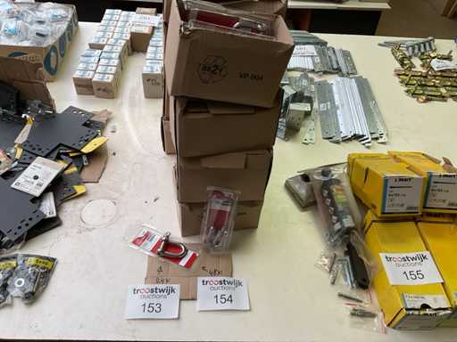 24 x inox D-sluitingen