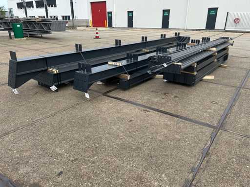 Staalconstructie 14 x 25 meter (350m2)