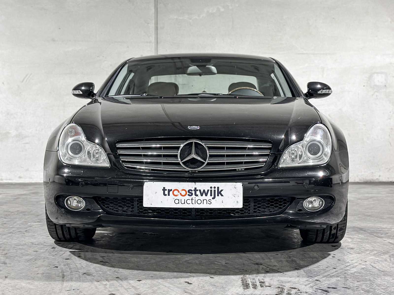 Mercedes-Benz CLS320 CDI Prestige Designo 224hp 2008 CLS-class, 73-ZF-GR