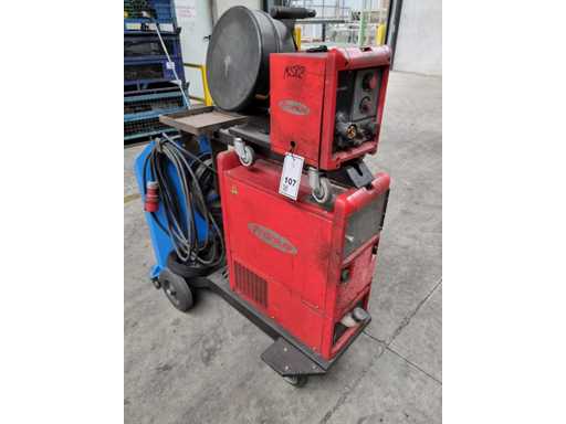 FRONIUS TRANSPULS SYNERGIC 4000 COMFORT FRONIUS – TRANSPULS SYNERGIC 4000 COMFORT – Machine à souder