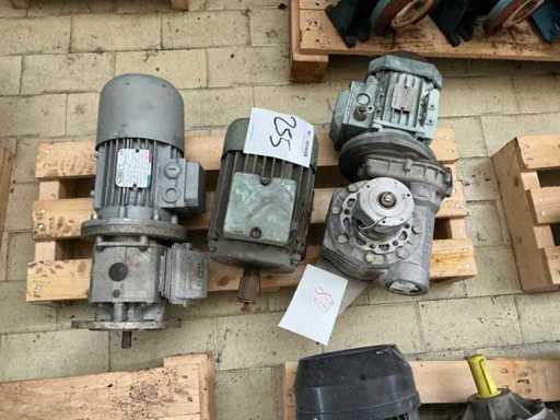 Electric motor (3x)