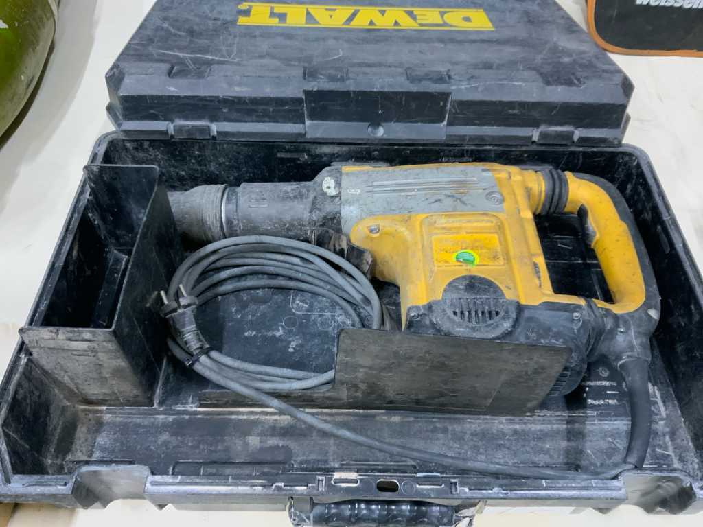 Dewalt d25550 deals