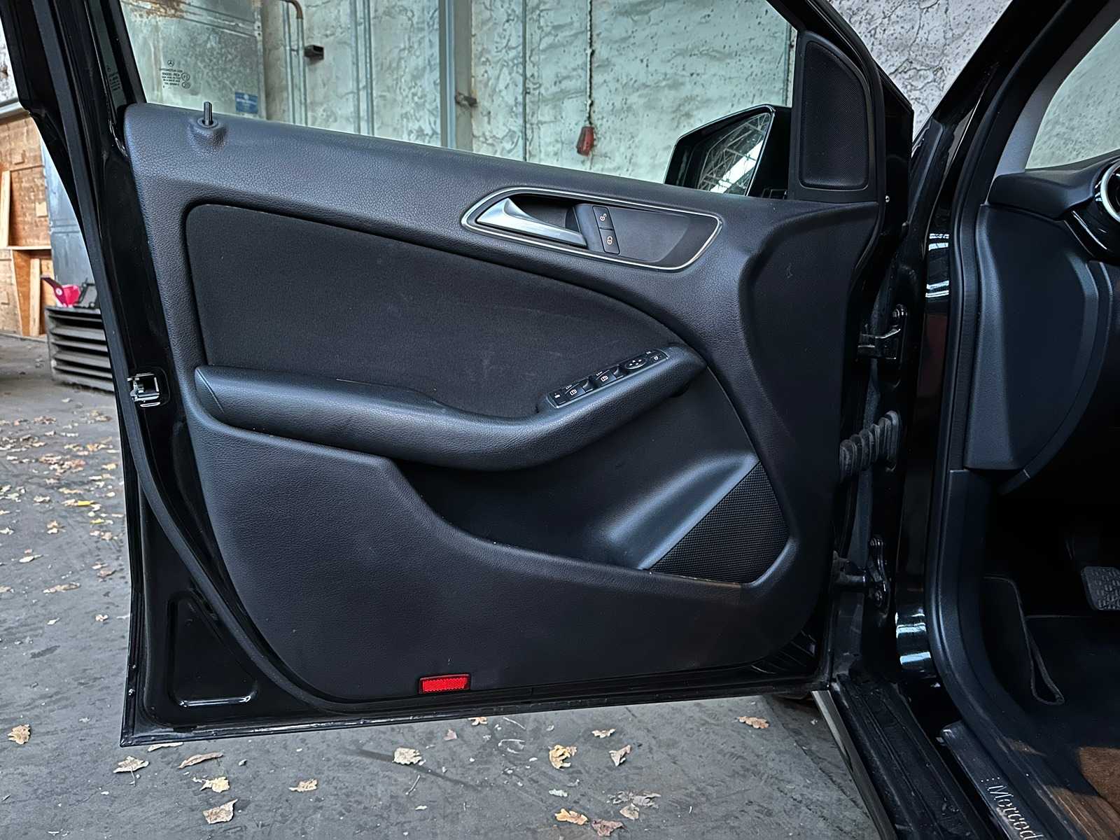 Mercedes-Benz B180 Ambition B-Klasse 122pk 2012, 97-XKZ-4