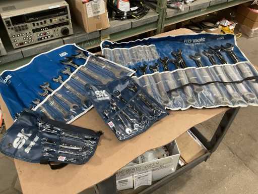 Verschillende steeksleutel sets (4x)