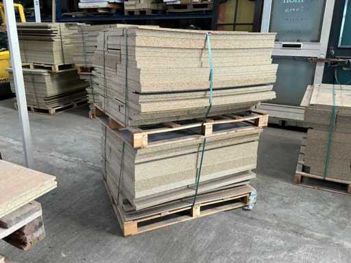 2 pallets Spaanplaat 110m2