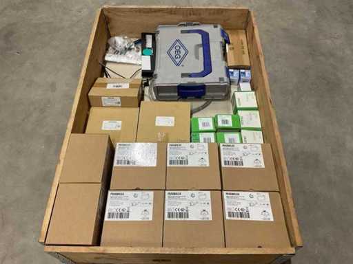 Charge von Installationsmaterialien