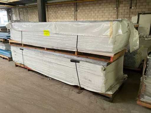 Polycarbonate channel sheet (100x)