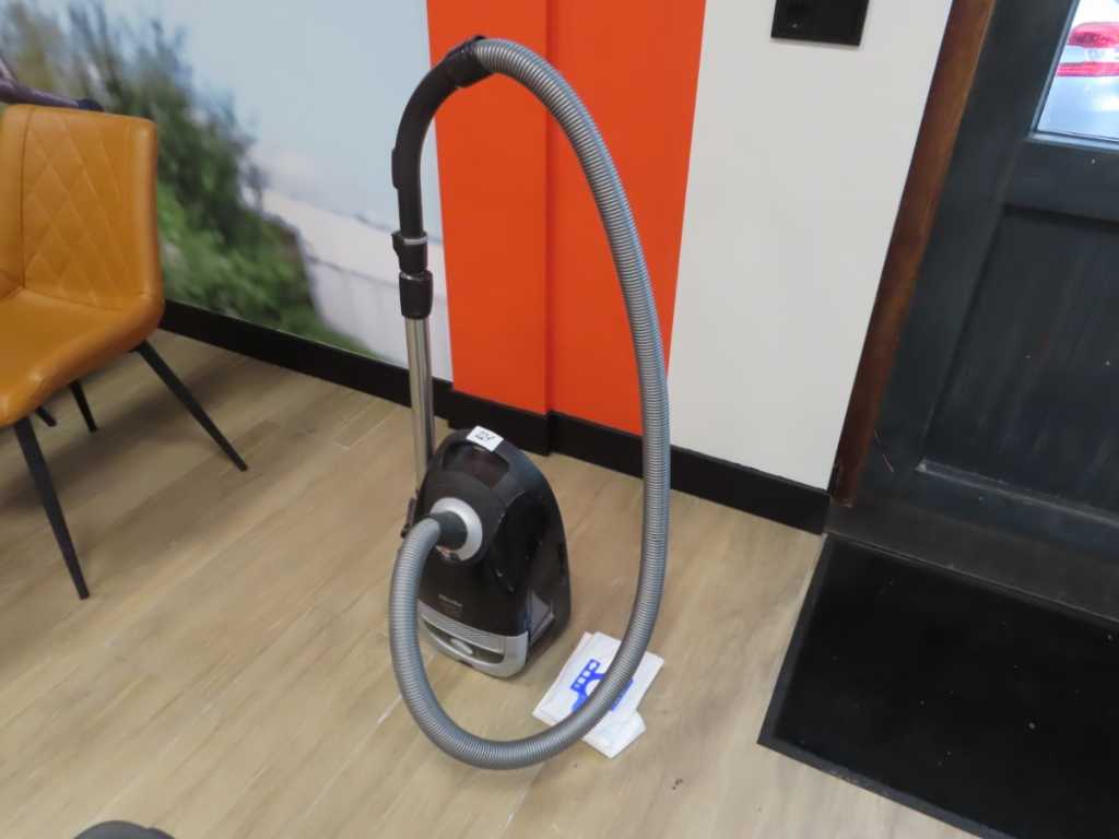Miele - Complete C2 - Vacuum cleaner