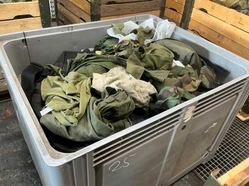 Various NL Army Clothing