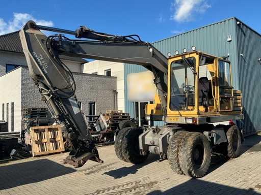 Akerman H5M Bandenkraan Banden graafmachine