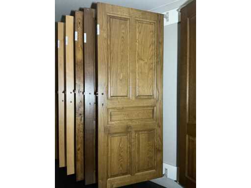 Porte intérieure en bois massif