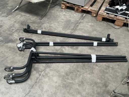 Dismantled clothing racks (2x)