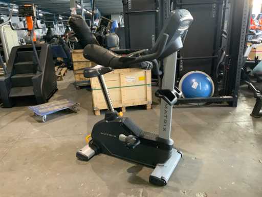Matrix U3x vélo droit Home Trainer