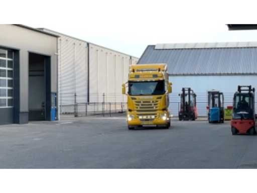 f1969d08-b485-4338-9aea-f8600120babb.mp4