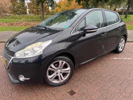 Peugeot 208 1.2 VTi Blue Lease , 5-KJS-46