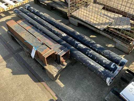 Batch of cast iron pipes