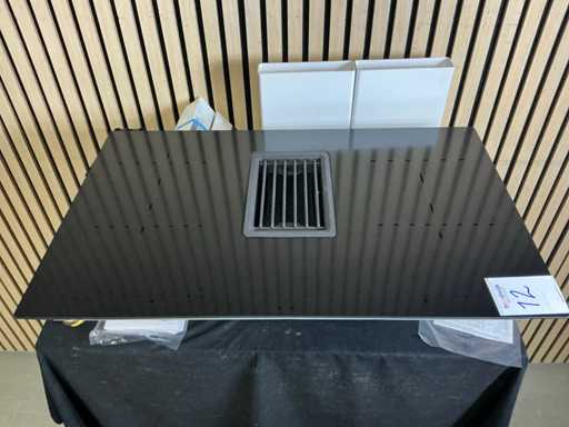 Pelgrim IKR4082M Fourchêle à induction intégré avec extracteur intégré