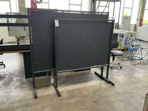 Partition walls (2x)