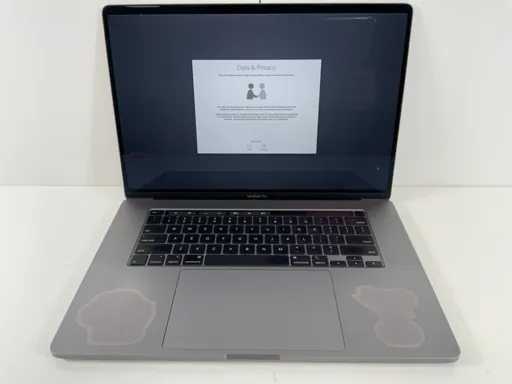 Apple MacBook Pro 16", Core(TM) i7 9a generazione, 32 GB di RAM, 500 GB NVMe, AMD Radeon RX Pro 5500M 4 GB Computer portatile