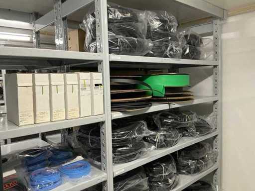 Lot de diverse tuburi termocontractabile/tuburi izolatoare/etc. (96x)