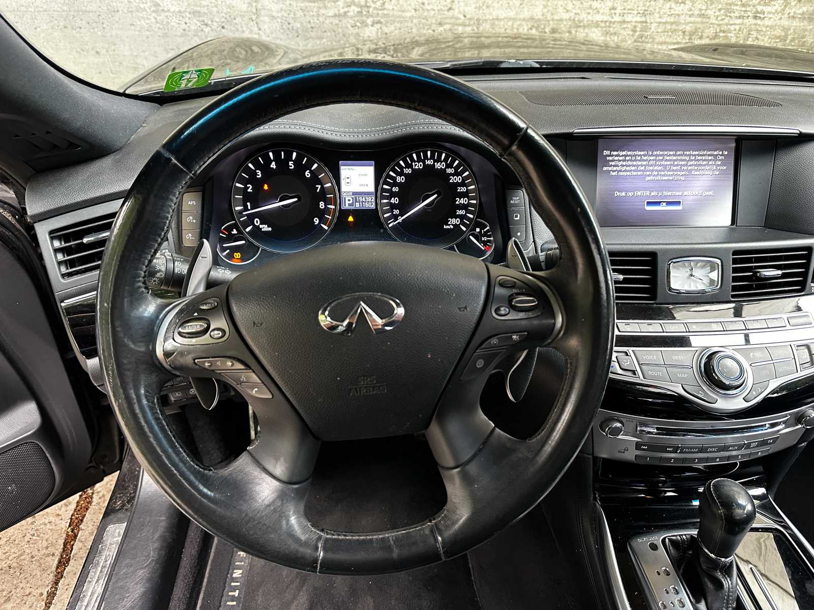 Infiniti M 37 S Premium 320pk 2010, 40-TKN-5
