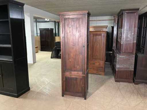 Holzaufbewahrungsschrank