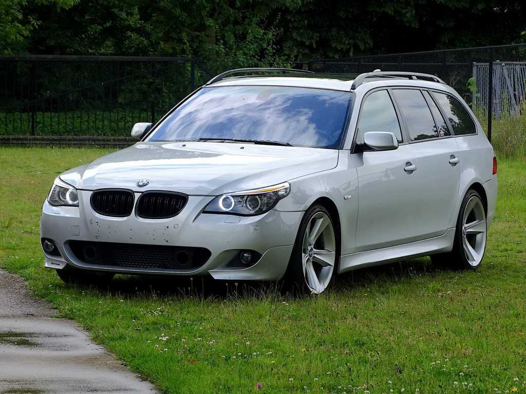 BMW 535d Touring (Pacchetto M)