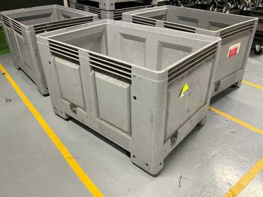 Plastic pallet box (6x)