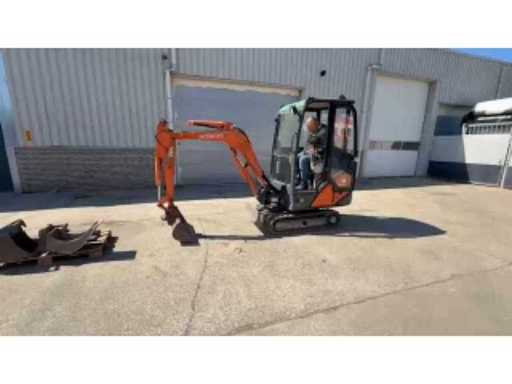 ca97fa4c-a587-469d-82fe-dd09980d1db1.mp4