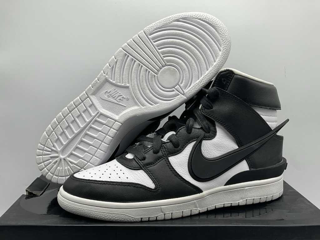 Nike Dunk High Ambush Black White Sneakers 42