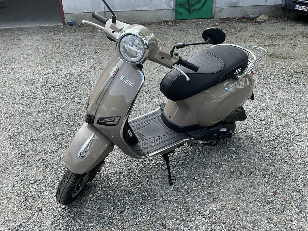 Scooter JTC Milano (2024)