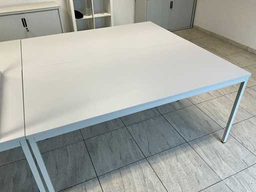 Kantinetafel/Vergadertafel (4x)