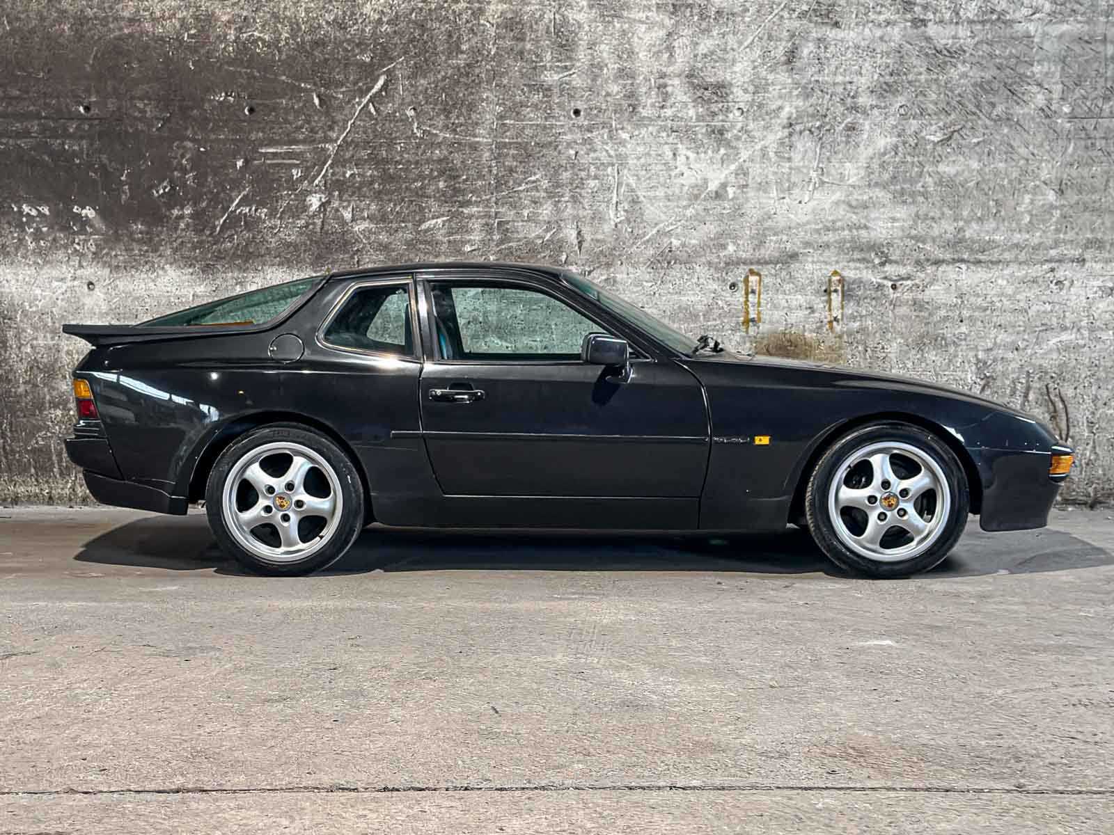 Porsche 944 2.5 S Coupé 190pk 1987 (Origineel-NL), RK-06-DX