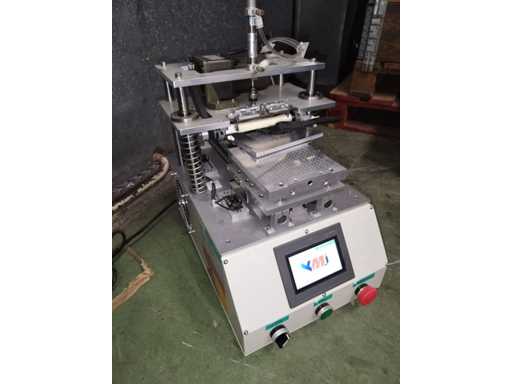 YMJ - 2014 - OCA-YMCJ-100 - Phone Screen Glue Removal Machine