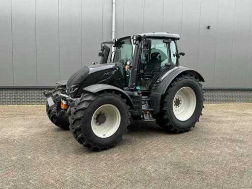 2021 Valtra N135 Direct SmartTouch All-Wheel Drive Farm Tractor