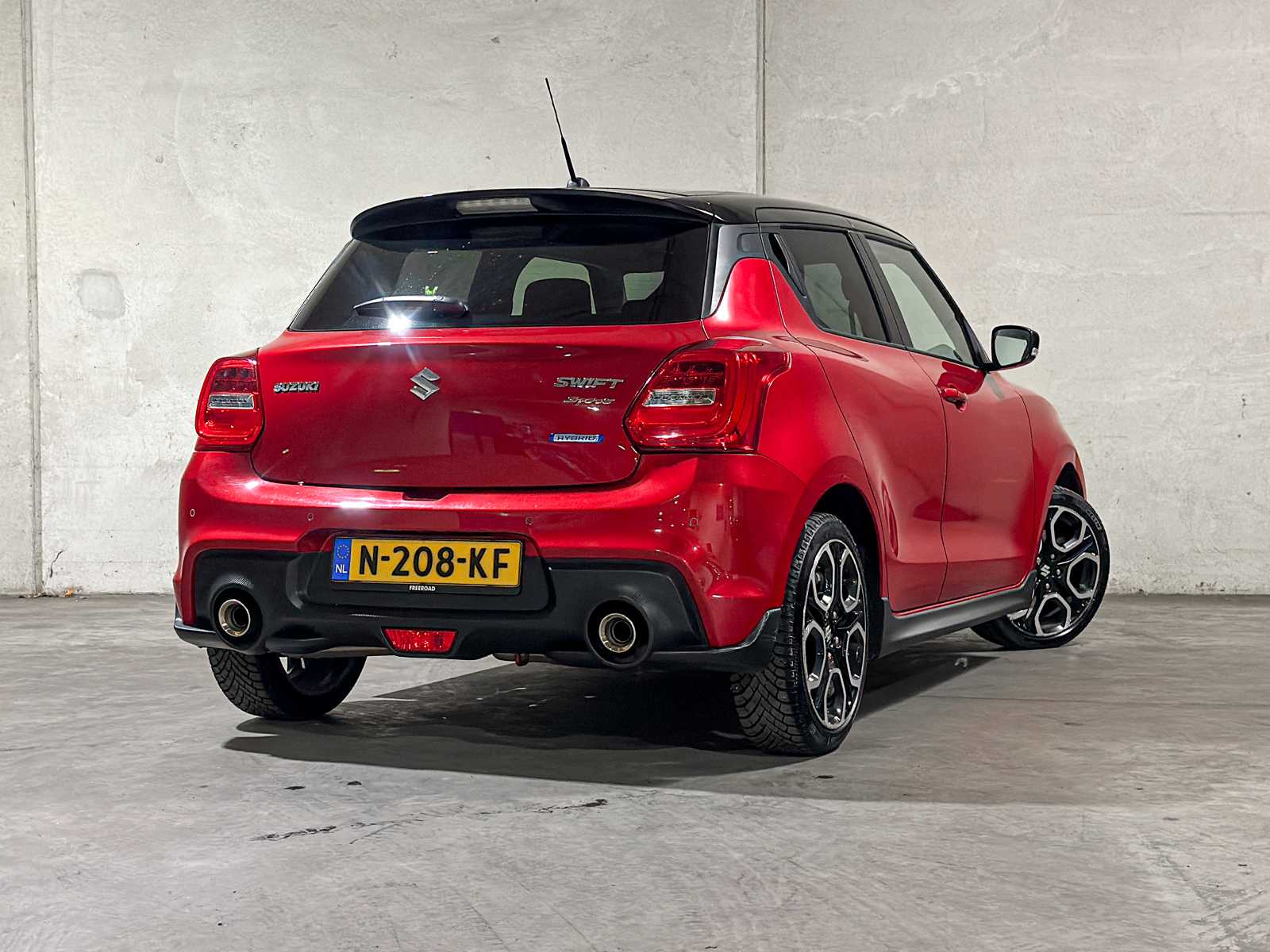 Suzuki Swift 1.4 Sport Smart Hybrid 129hp 2021 (Original-NL + 1st owner), N-208-KF