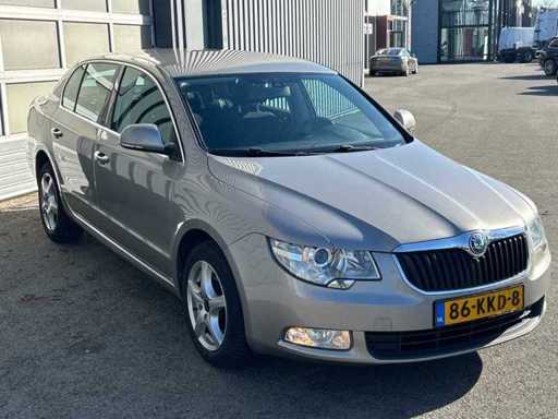 Skoda - Superb - 1.8 TSI Comfort - Auto - 2010