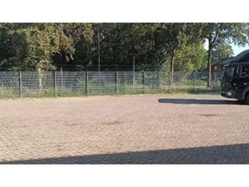 12bfce40-18be-4c81-a709-933537177895.mp4