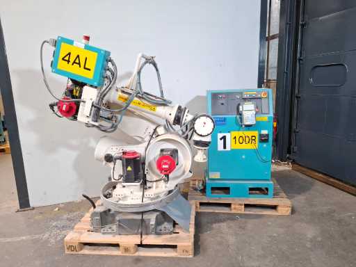 Fanuc - 2002 - R-2000iA/165f, RJ3iB - Removal robot